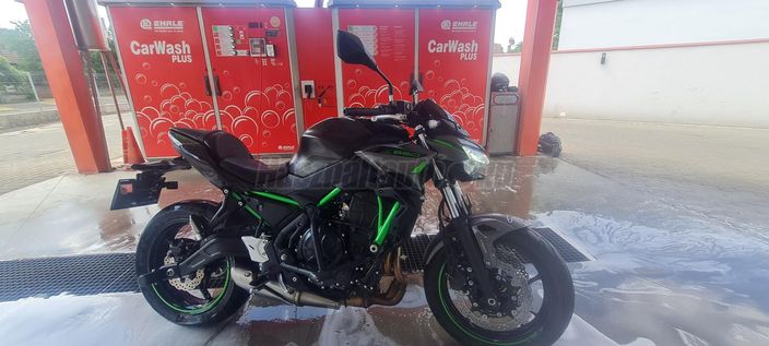 KAWASAKI Z 650