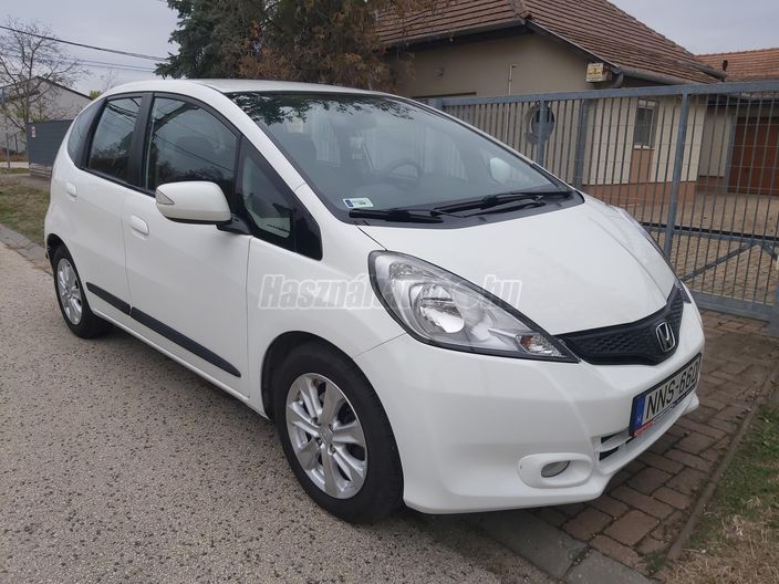 HONDA JAZZ 1.4 Elegance CVT
