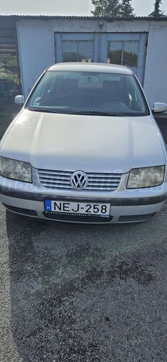 VOLKSWAGEN BORA 1.9 TDI Highline