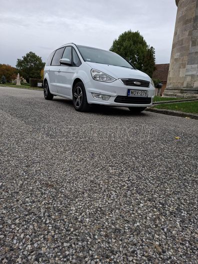 FORD GALAXY 2.0 TDCi Ghia DPF [7 személy]