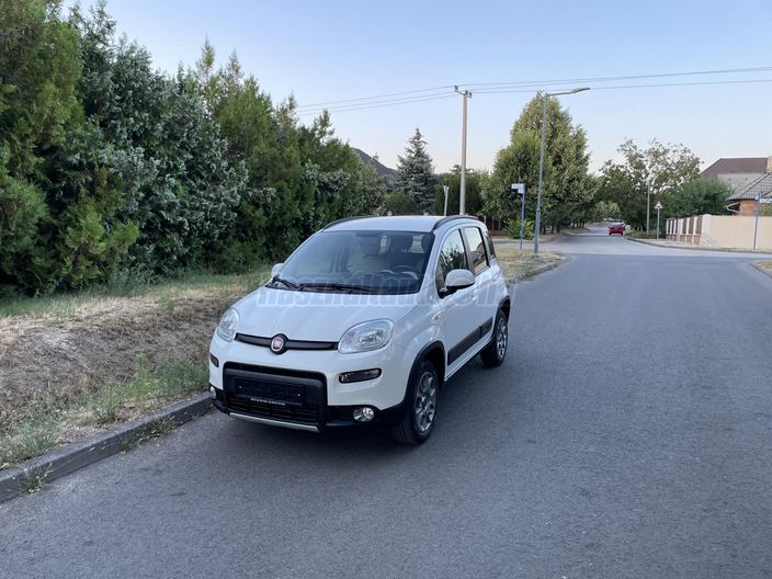 FIAT PANDA 0.9 TwinAir Turbo Easy S&S EU6 [5 személy]