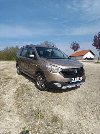 DACIA LODGY 1.5 Blue dCi Stepway (7 személyes )