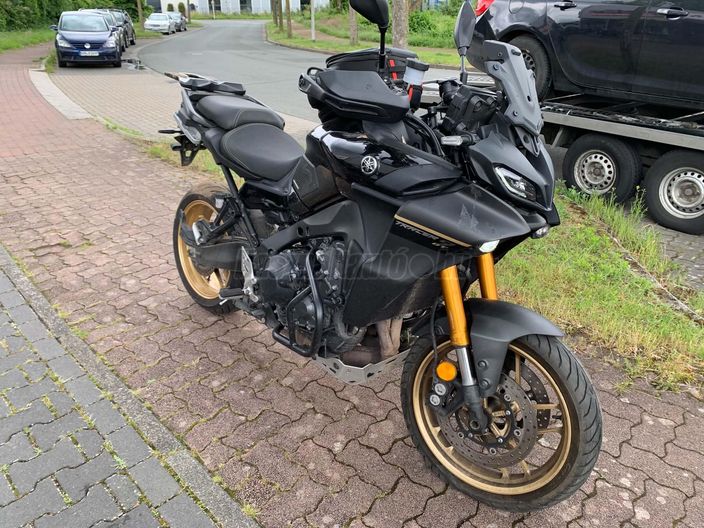 YAMAHA MT-09 TRACER