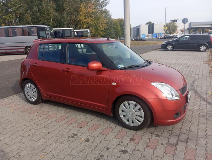 SUZUKI SWIFT 1.3 GLX CD AC Mistic Limitált