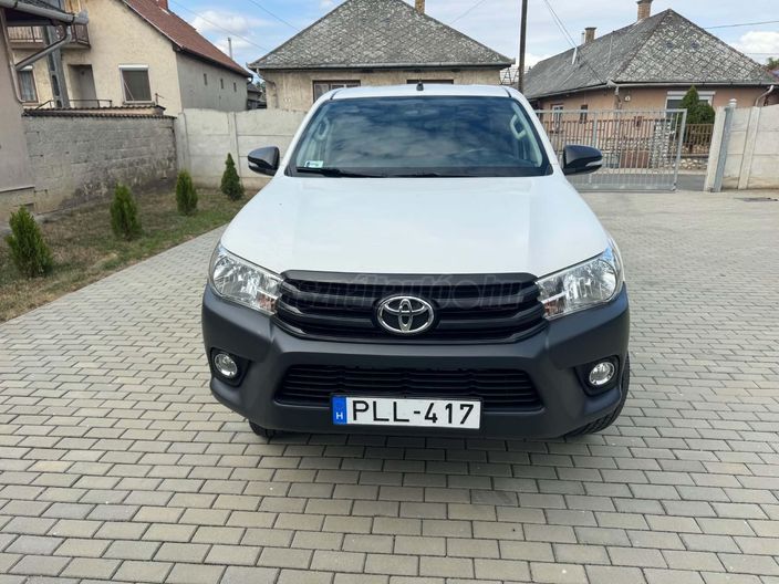 TOYOTA HILUX 2.4 D-4D 4x4 Double Active