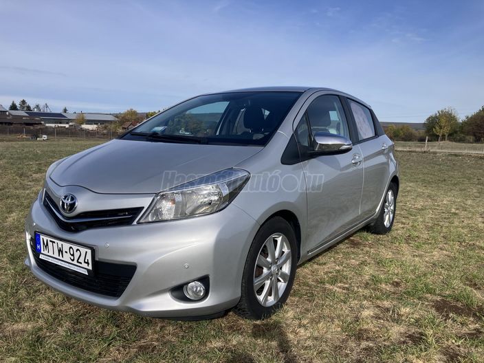 TOYOTA YARIS 1.33 Fashion CVT