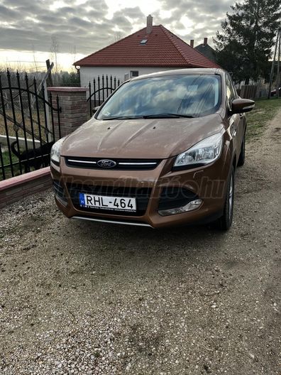 FORD KUGA 1.6 EcoBoost Titanium 2WD