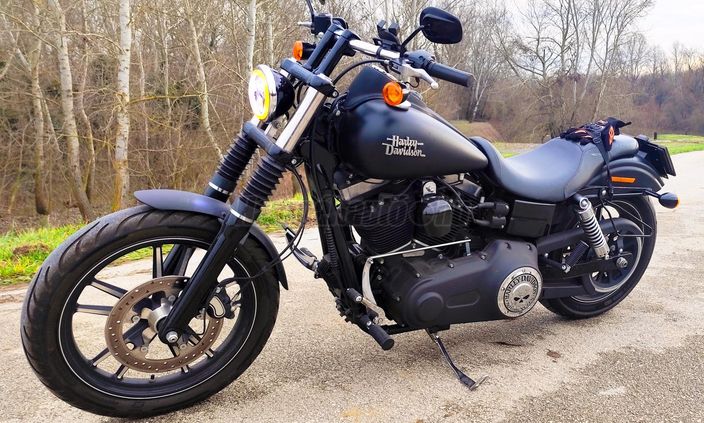 HARLEY-DAVIDSON DYNA STREET BOB