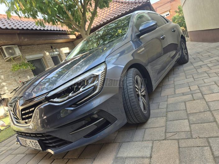RENAULT MEGANE 1.3 TCe Intens