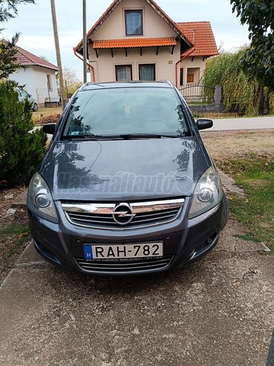 OPEL ZAFIRA B 1.7 CDTI Cosmo
