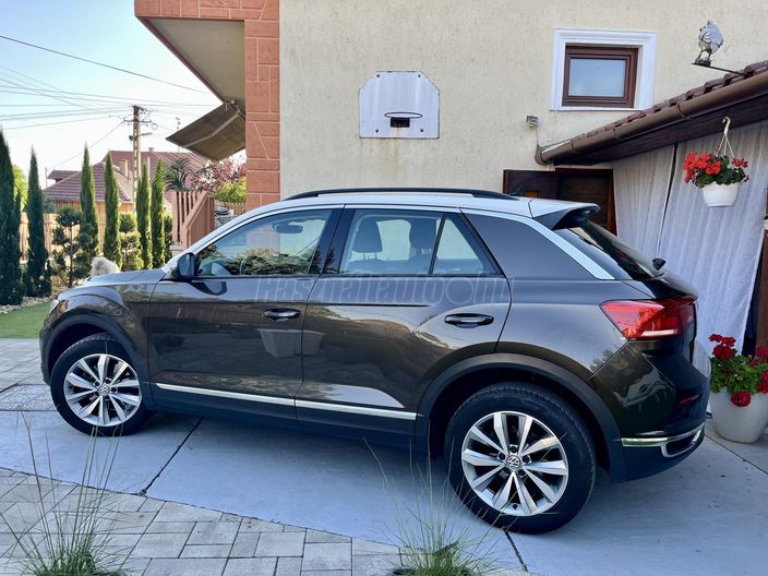 VOLKSWAGEN T-ROC 1.0 TSI Style