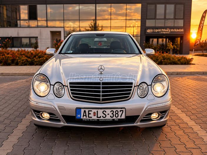 MERCEDES-BENZ E 300 BLUETEC Avantgarde (Automata)