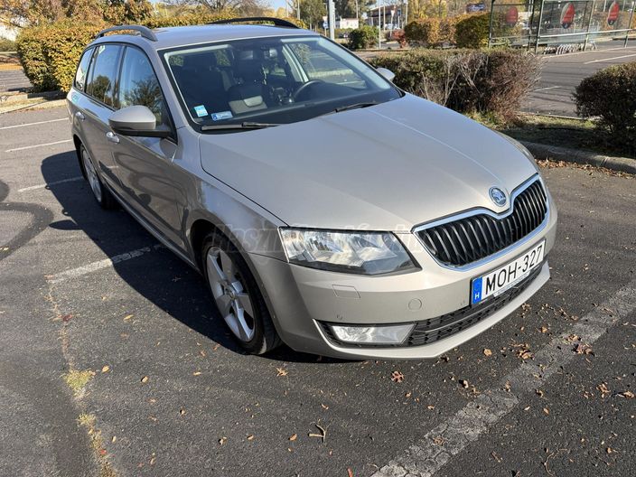 SKODA OCTAVIA Combi 2.0 CR TDI Elegance DSG