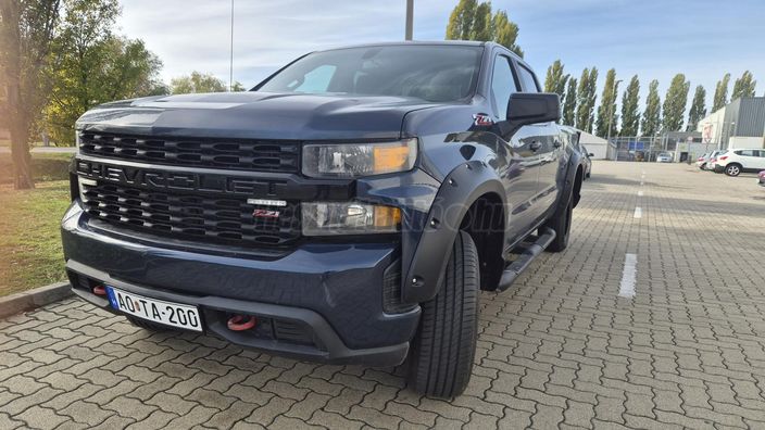 CHEVROLET SILVERADO