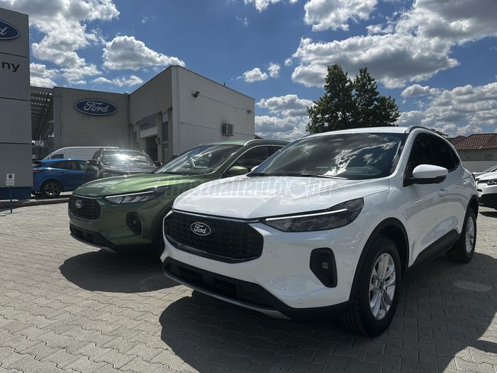 FORD KUGA 2.5 FHEV Titanium CVT