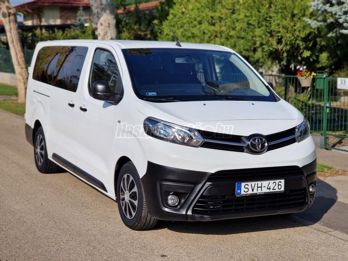 TOYOTA PROACE 2.0 D-4D Combi Base L2H1