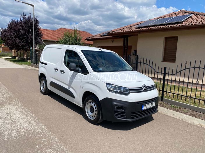 CITROEN BERLINGO 1.6 BlueHDi 100 Club M (3 személyes )