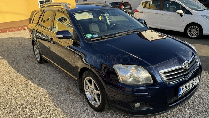 TOYOTA AVENSIS Wagon 2.0 D-4D