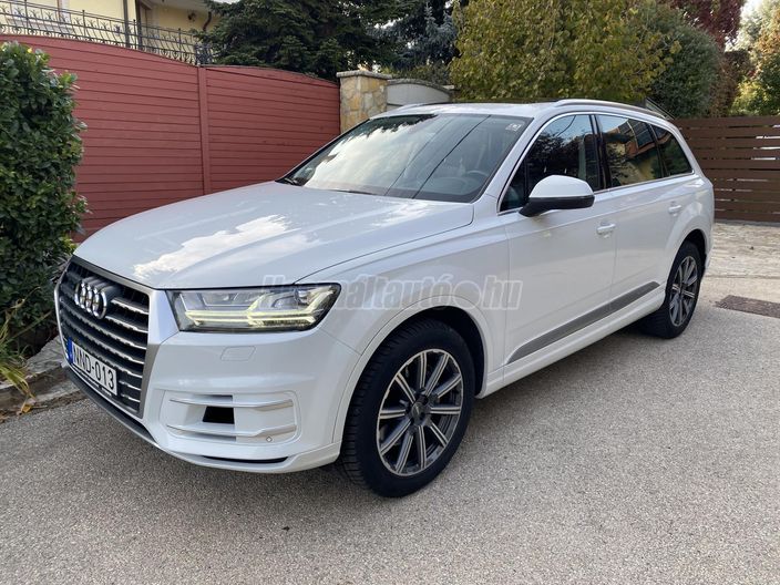 AUDI Q7 3.0 V6 TDI quattro Tiptronic ic [7 személy]