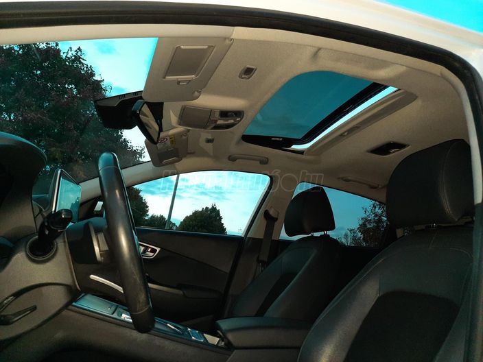HYUNDAI KONA EV 64kWh Premium