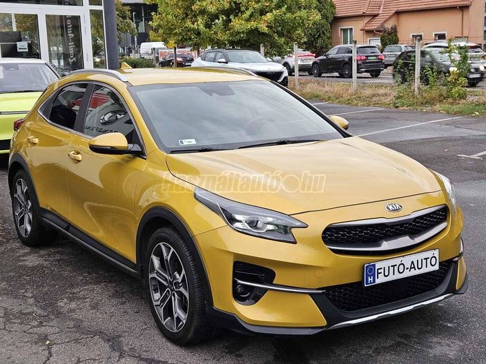 KIA XCEED 1.5 T-GDI X-Platinum