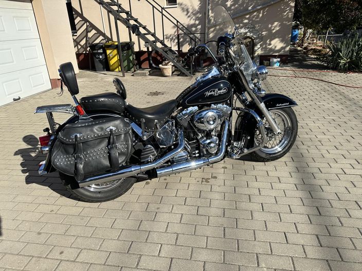 HARLEY-DAVIDSON HERITAGE SOFTAIL CLASSIC