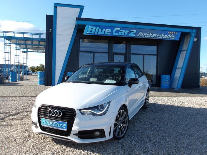 AUDI A1 Sportback 1.6 TDI DPF Attraction S-tronic