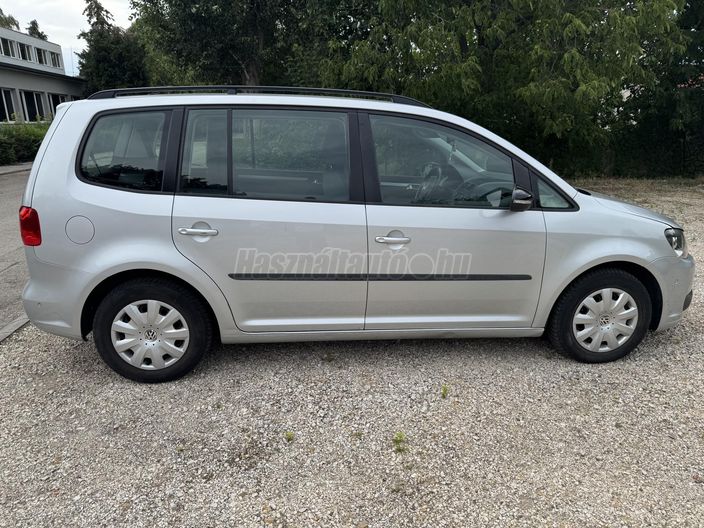 VOLKSWAGEN TOURAN 1.4 TSI Comfortline DSG [7 személy]