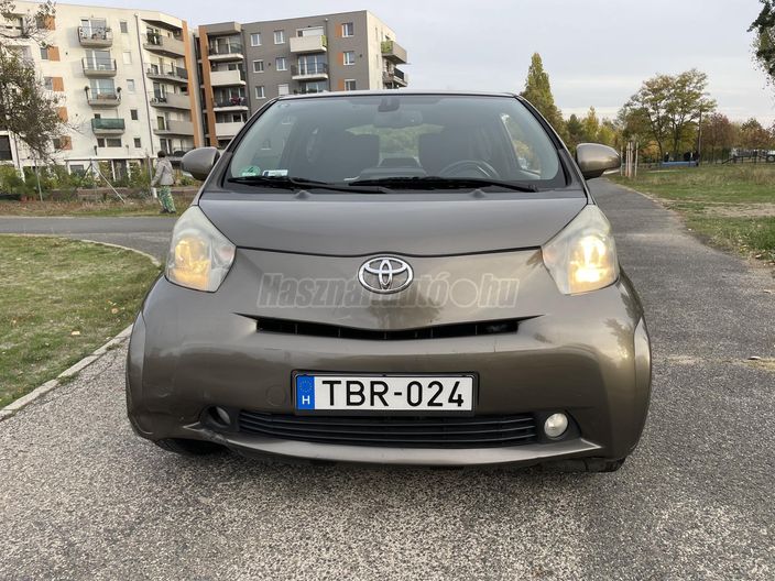 TOYOTA IQ 1.0 Eco