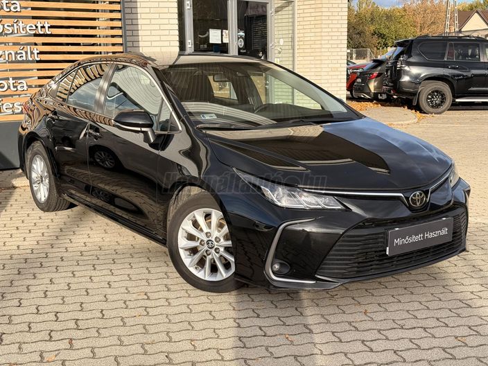 TOYOTA COROLLA Sedan 1.6 Comfort