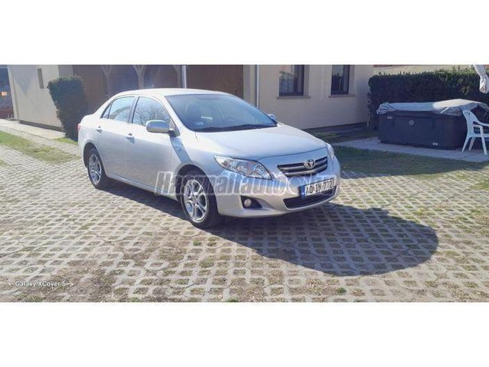 TOYOTA COROLLA Sedan 1.33