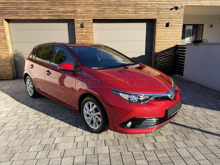 TOYOTA AURIS 1.8 HSD Active Trend+ (Automata)