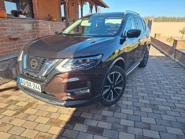 NISSAN X-TRAIL 1.6 DIG-T Tekna