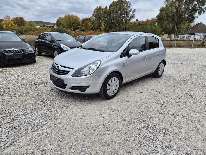 OPEL CORSA D 1.2 111 Years