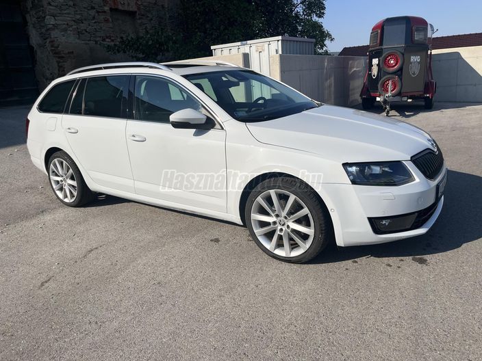 SKODA OCTAVIA Combi 2.0 CR TDI Ambition