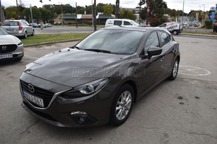 MAZDA 3 Sport 1.5 Attraction