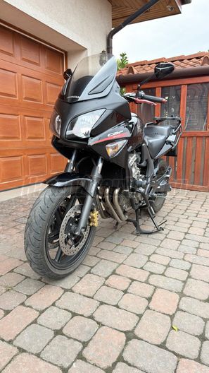 HONDA CBF 600