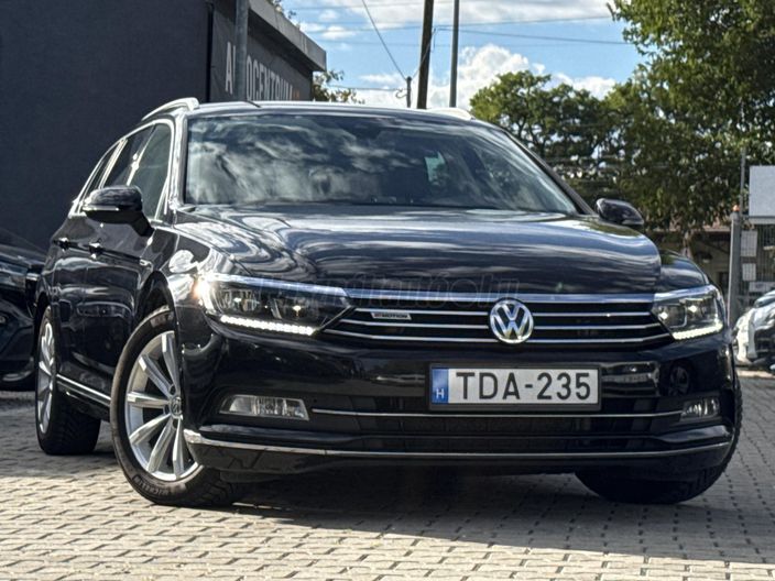 VOLKSWAGEN PASSAT Variant 2.0 TDI BMT SCR Highline 4Motion DSG7