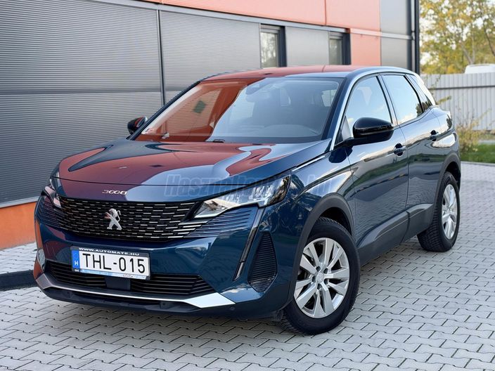 PEUGEOT 3008 1.2 PureTech Premium Edition