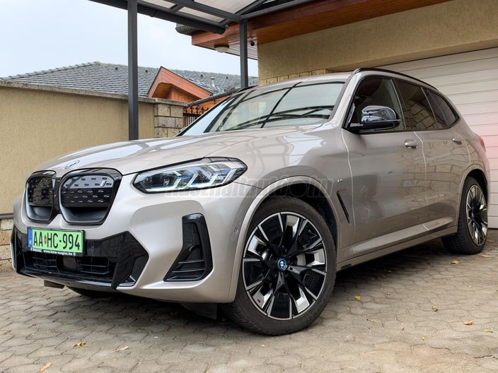 BMW IX3 73,9kWh