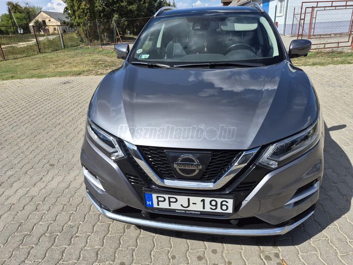 NISSAN QASHQAI 1.6 DIG-T Tekna