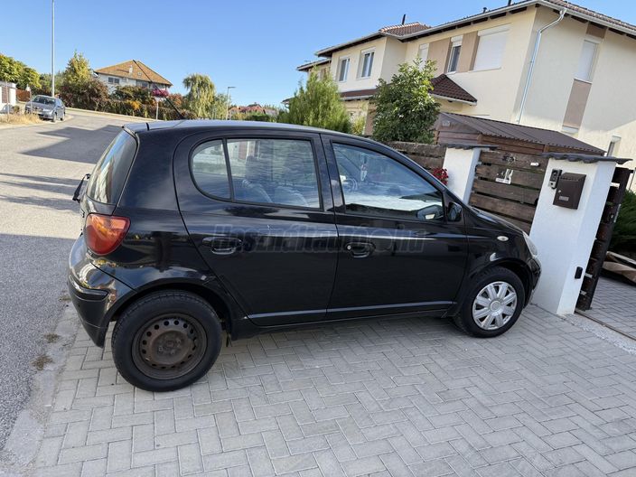 TOYOTA YARIS 1.3 Sol