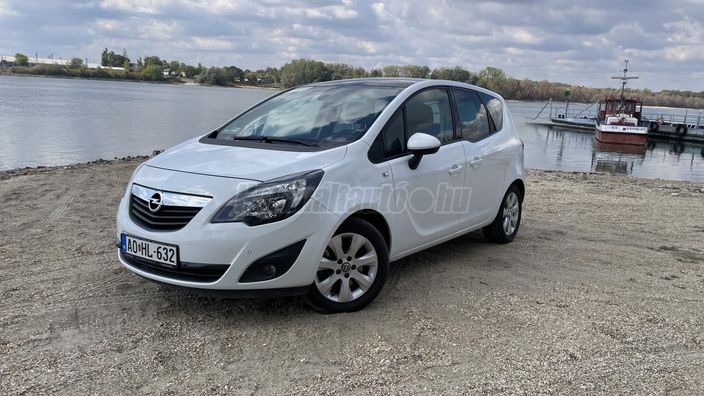 OPEL MERIVA B 1.4 T Active