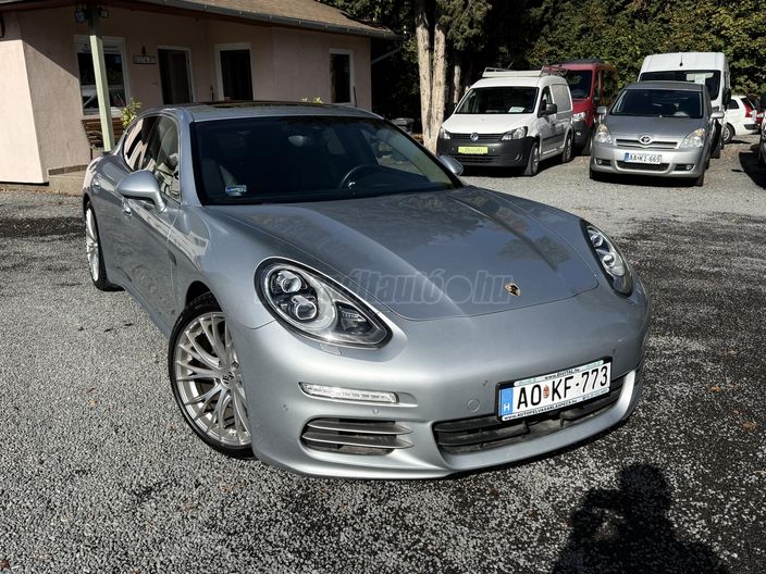 PORSCHE PANAMERA 4S PDK
