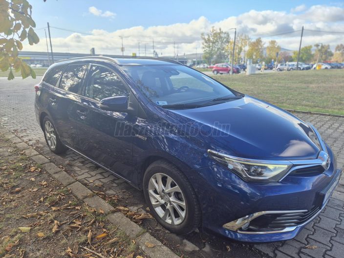 TOYOTA AURIS Touring Sports 1.8 HSD Executive MY17 (Automata)