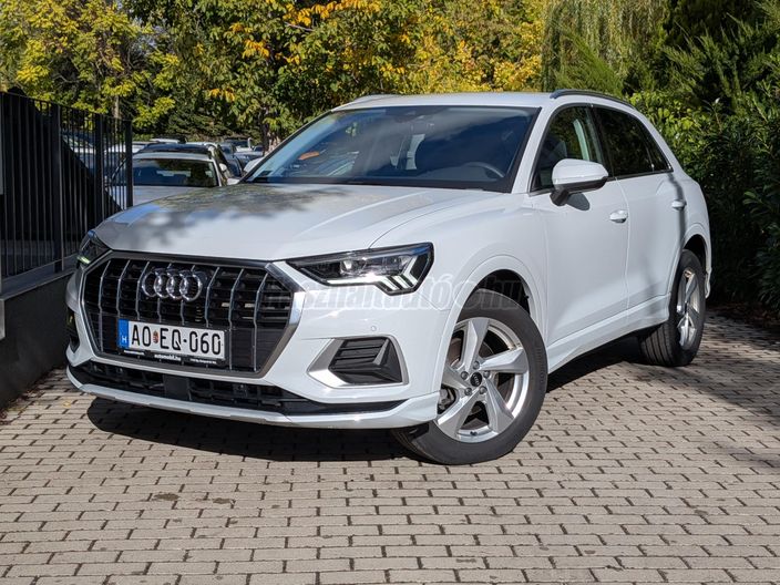 AUDI Q3 35 TFSI Advanced S-tronic