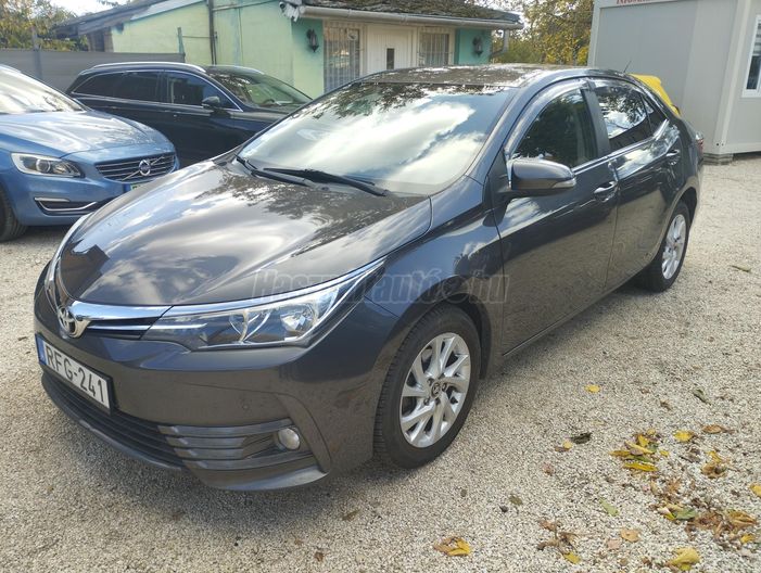 TOYOTA COROLLA Sedan 1.6 Active Comfort