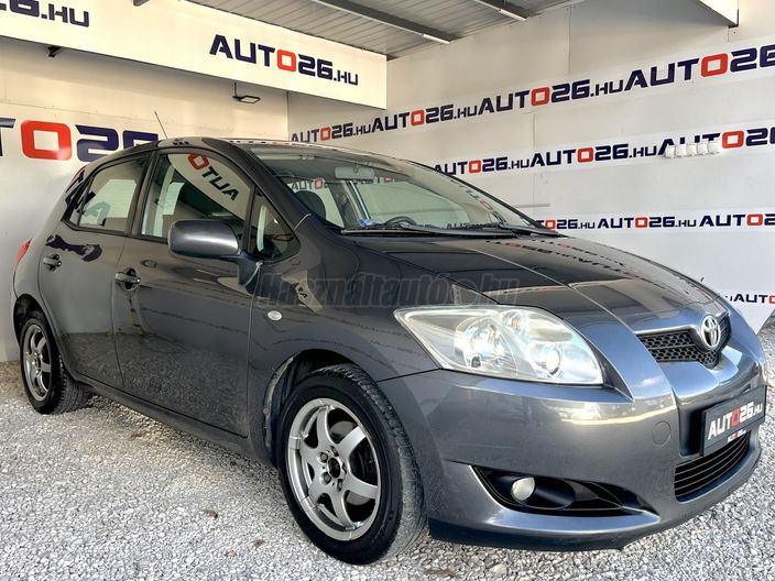 TOYOTA AURIS 1.6 Sol