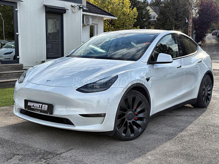 TESLA MODEL Y Performance AWD (Automata)