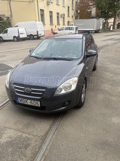 KIA CEE'D 1.6 CRDi EX